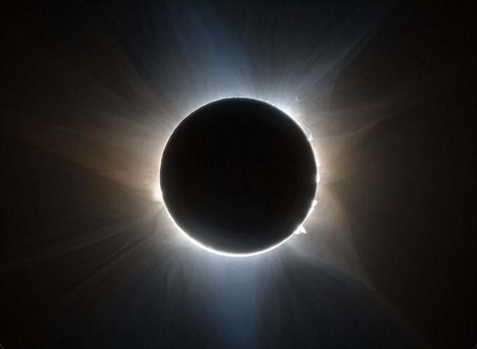 Declaran ‘Estado de emergencia’ en el Niagara ante eclipse total