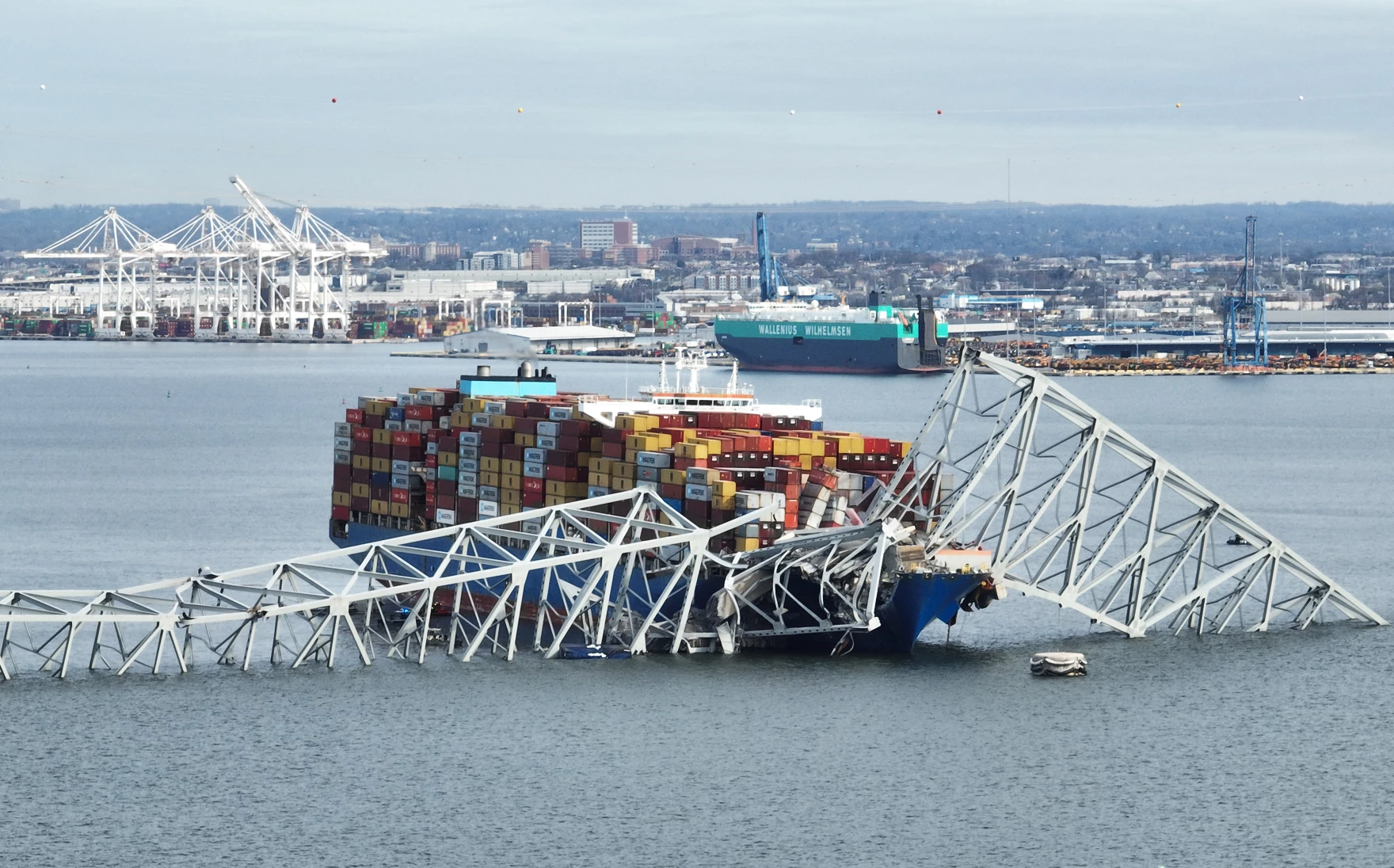 Puente en Baltimore colapsa tras impacto de buque