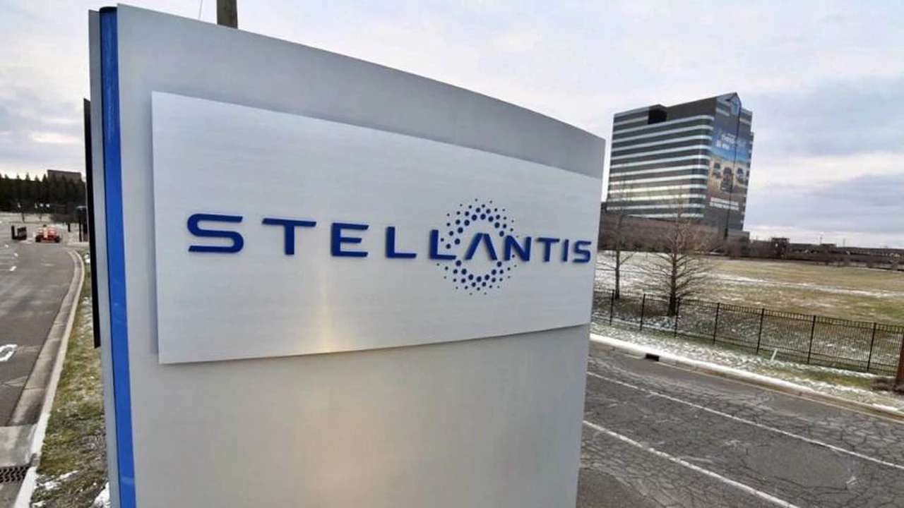 Stellantis llama a revisión por defecto en bolsas de aire en Canadá